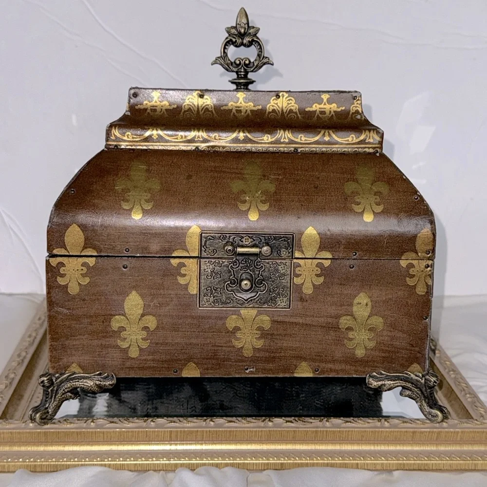 Vintage Fleur De Lis Broach Box Jewelry Casket Storage Box French Louis Rococo